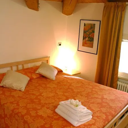 Kenzia カットーリカ